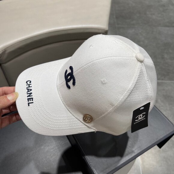 Chanel sun hat - Picture 1 of 8